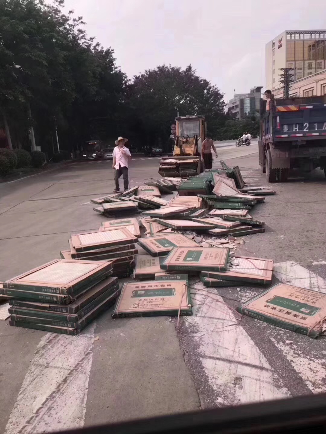 為什么收貨時(shí)出現(xiàn)少貨或者破損？